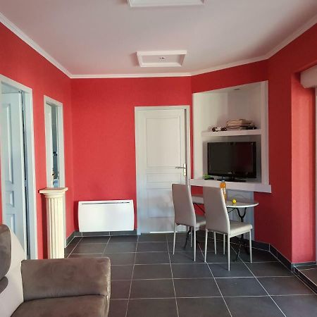 19 Rue Du Cadran Apartment Montmorillon Ngoại thất bức ảnh