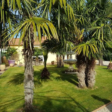 19 Rue Du Cadran Apartment Montmorillon Ngoại thất bức ảnh